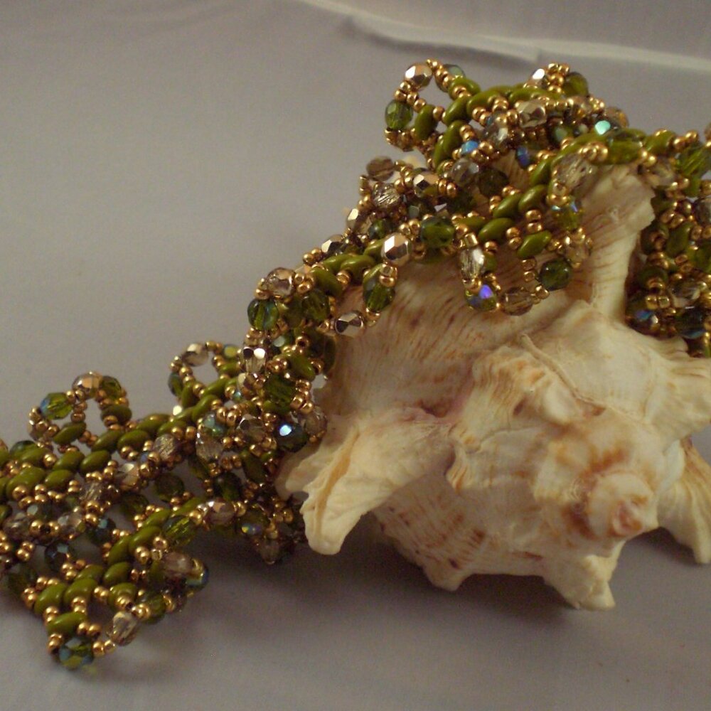 Spring Ruffle Bracelet, Hand beaded, High Fashion - Picture 2 of 5